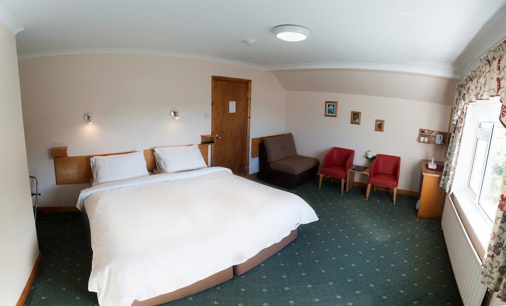 Iveragh Heights Bed & Breakfast Cahersiveen Ruang foto